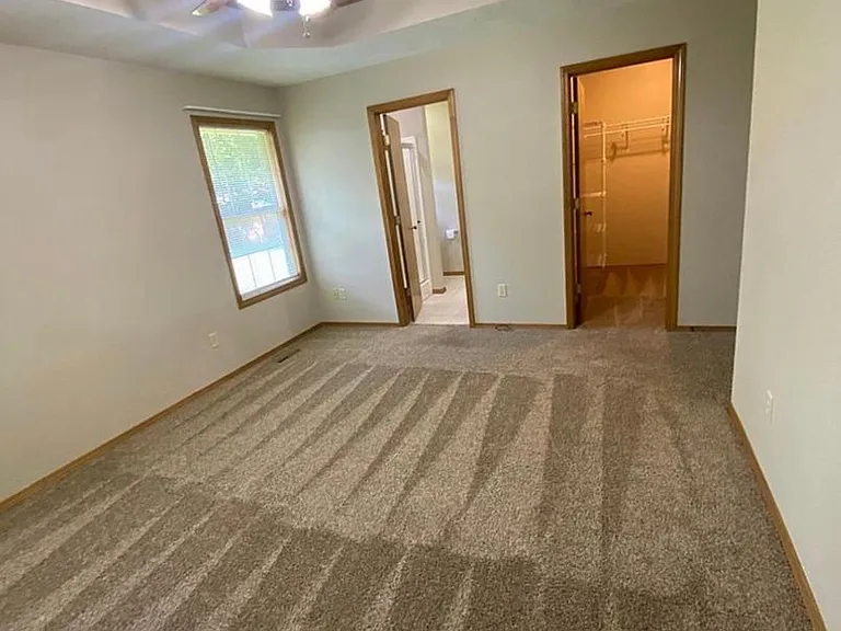 984 W Bates Dr — Photo 21