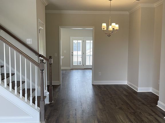 7th image of this home