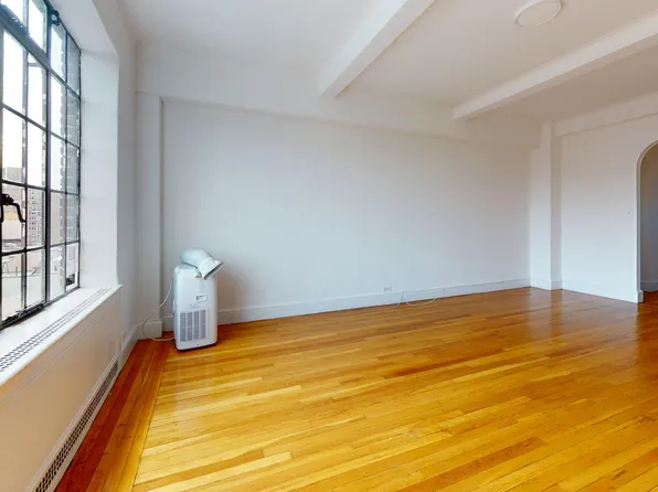 1 Christopher Street image 5 of 22