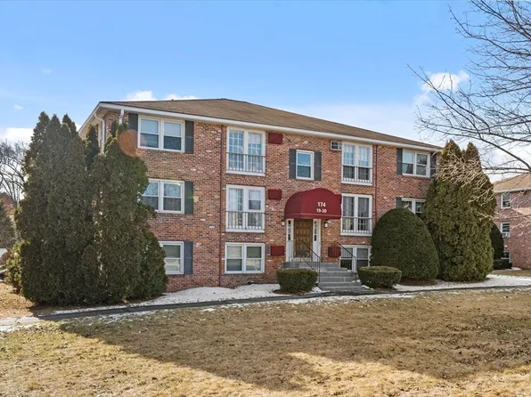 174 Tyngsboro Rd APT 26, North Chelmsford, MA 01863