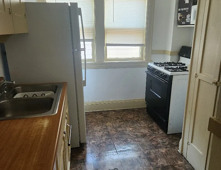 3344 W 110th St #3 — Photo 7