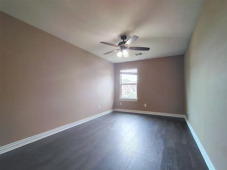 1206 Larks Trace Ln — Photo 13