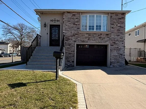 4 Perkiomen Ave, Staten Island, NY 10312