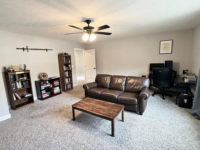 1057 Brightwood Ct — Photo 30