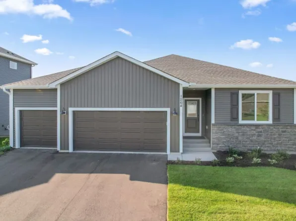 1125 Legacy Pkwy, New Richmond, WI 54017