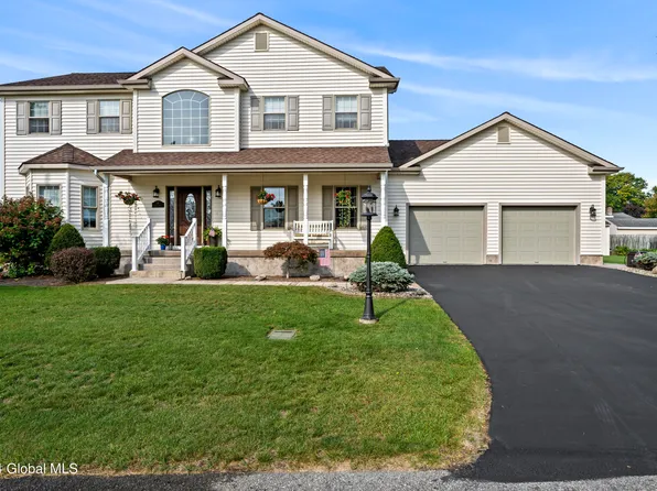 10 Waverly Street, Mechanicville, NY 12118