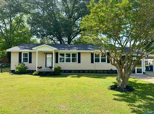 403 Taylor Rd, Glencoe, AL 35905