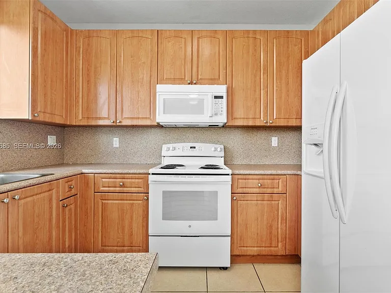 1458 SE 24th Ct #353 — Photo 15