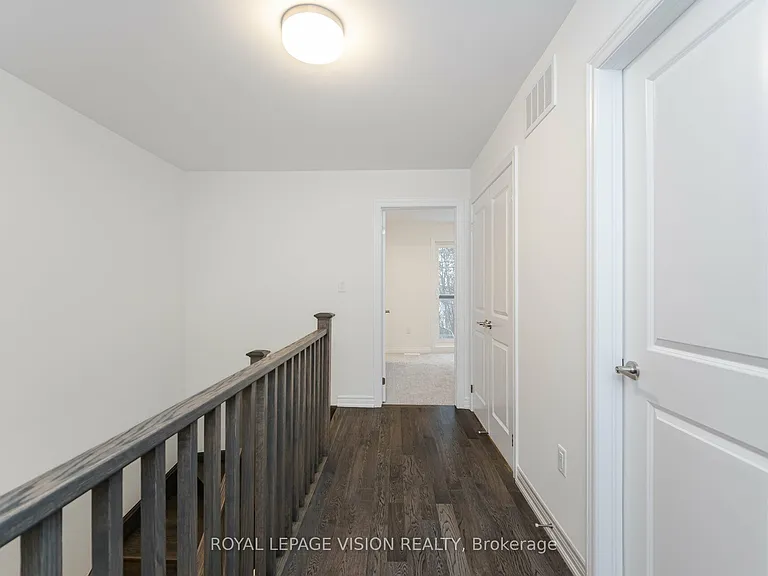 60 Folcroft St — Photo 18