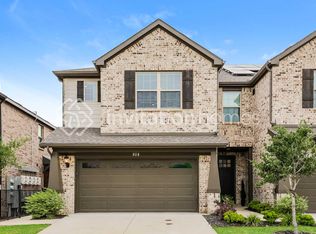808 Bonnet Trl, Arlington, TX 76017