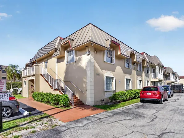 501 SE 8th St APT 204, Deerfield Beach, FL 33441