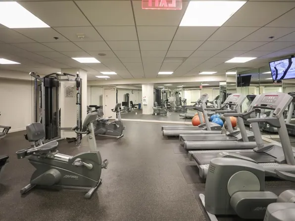 601 Pennsylvania Ave NW APT 1111, Washington, DC 20004
