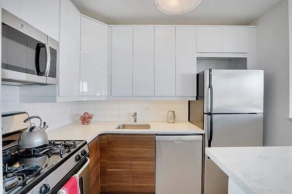 Rented by Level Group | media 26