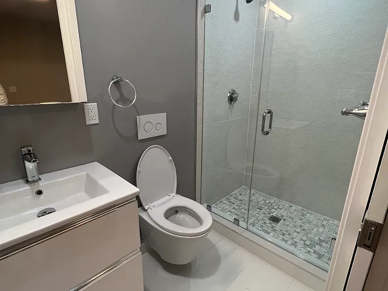 7 Thornley St #1 — Photo 1