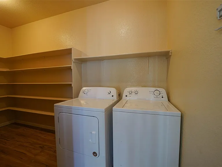 5520 Alomar Cv — Photo 14