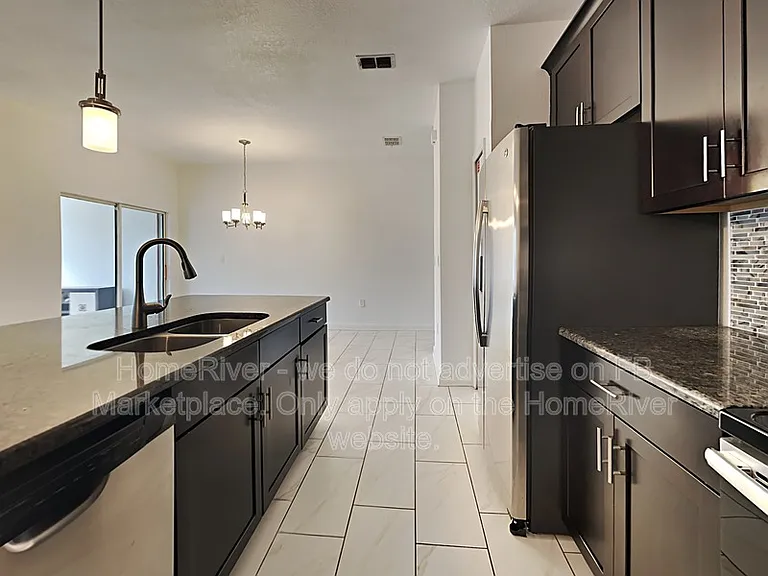1584 Slice Way — Photo 3