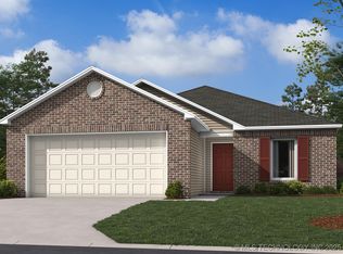 2105 S Amarillo Dr, Claremore, OK 74019