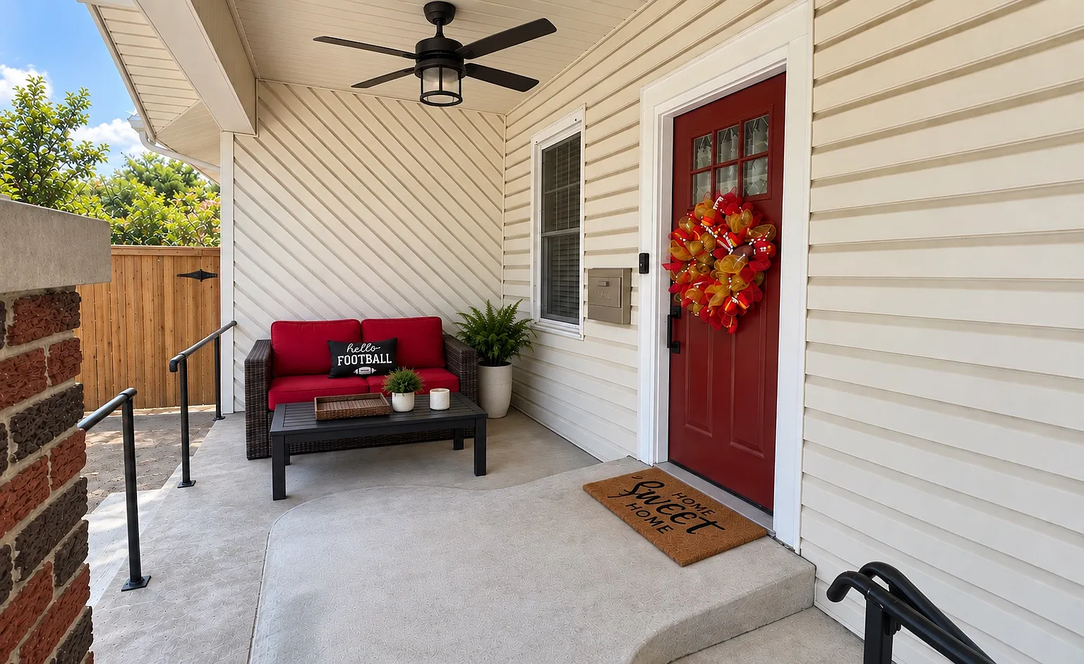 2 bed, 1368 sqft, $2,249 — Photo 2