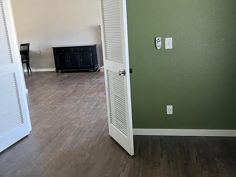 5 Devri Ct — Photo 3