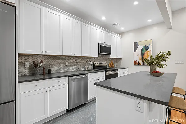 Rented by Corcoran | media 12