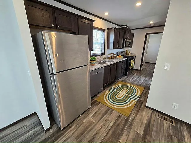 55 Wood Dr #24 — Photo 4