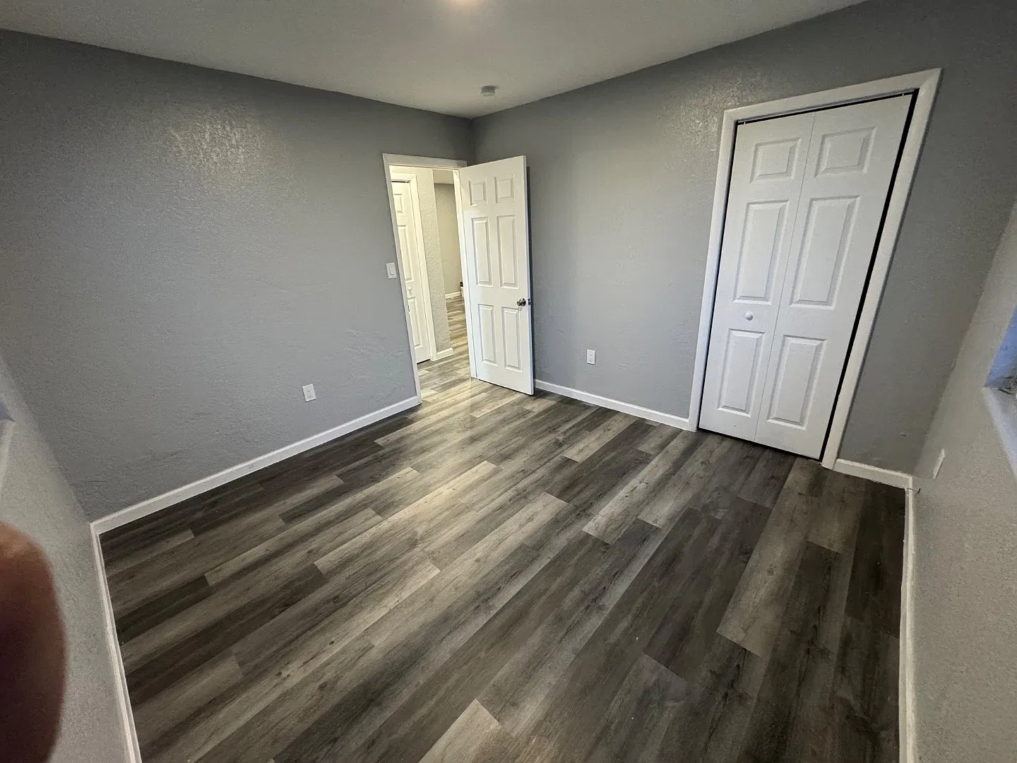 699 SW 6th St - Unit 3 — Photo 4