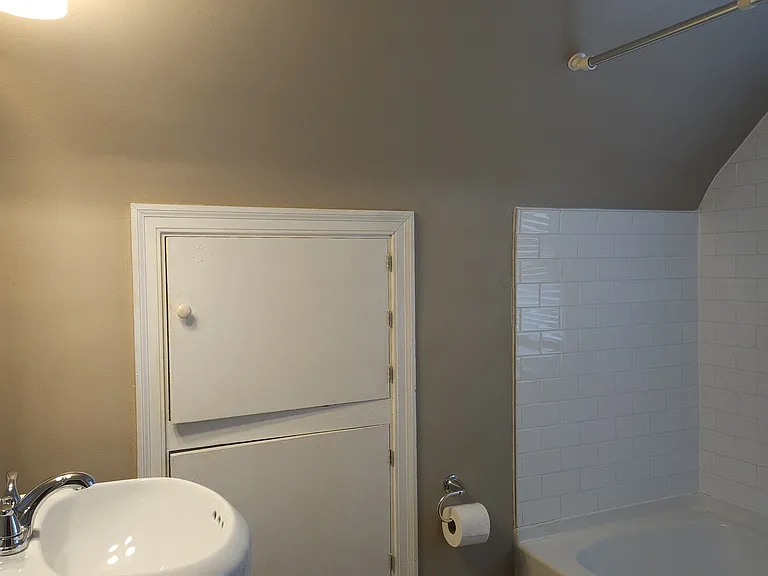 3251 Darrow Rd — Photo 22