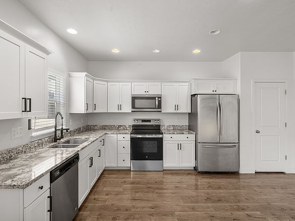2nd image of 7109 N Mountain Field Dr