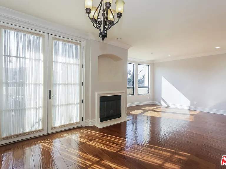 12026 Hoffman St #402 — Photo 9