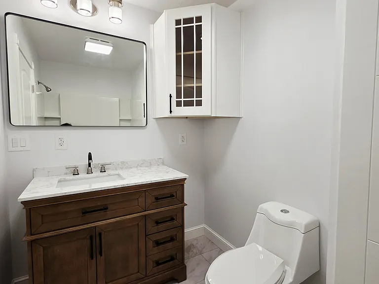 65 Oakland Ave — Photo 12