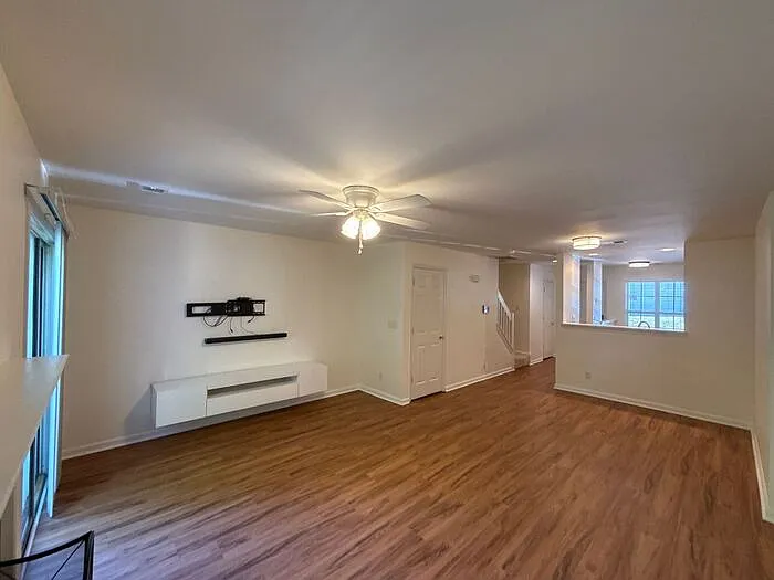639 Mountainwater Dr — Photo 6