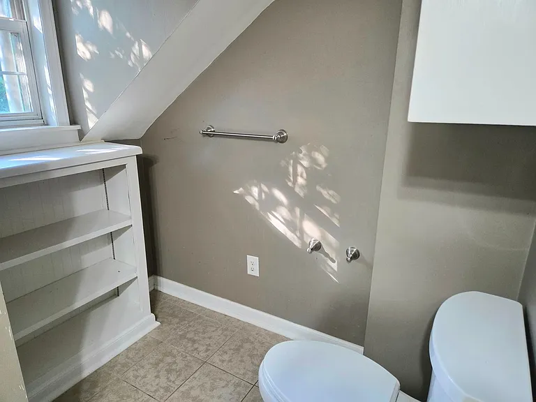 147 Lakemont Dr #B — Photo 12