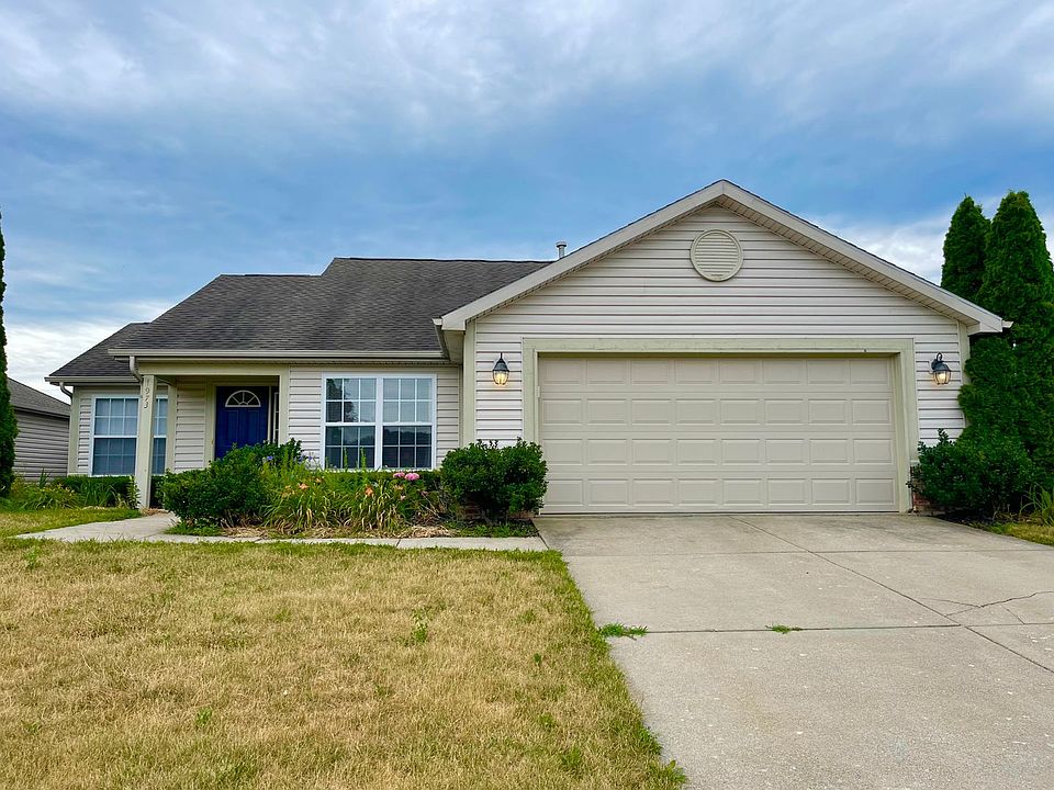 2nd image of 1973 Halyard Ct