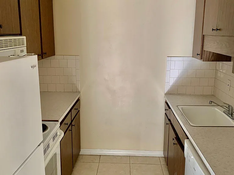 165 Picardy Villa Cir #200 — Photo 7