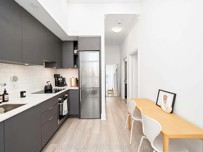 120 Parliament St #902 — Photo 9