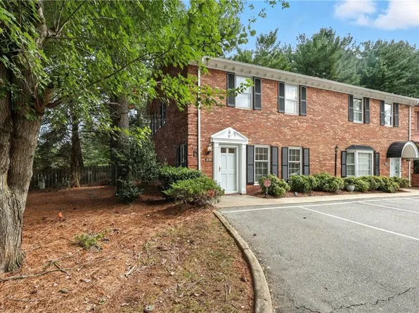3101 Burke Mill Ct, Winston Salem, NC 27103