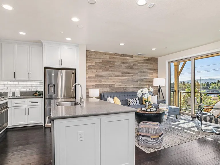 833 Tranquility Cir #10 — Photo 3