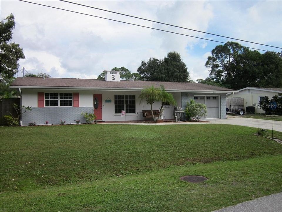 1st image of 2453 Robinson Ave