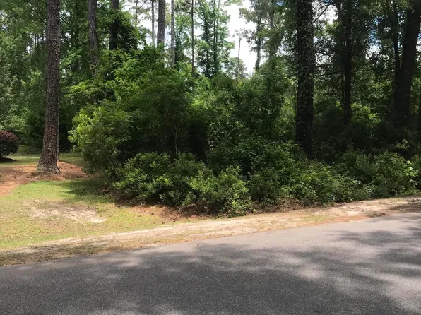 521 Vineland Street, Whiteville, NC 28472