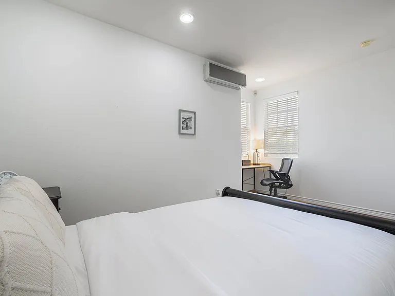 25815 Raleigh Ln — Photo 32