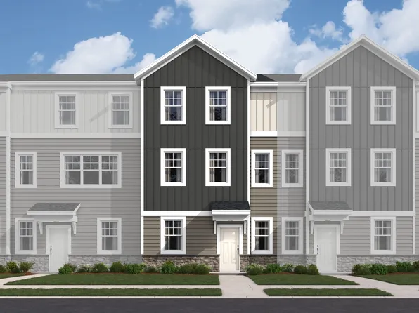 Barcelona Plan, Thompson Square East