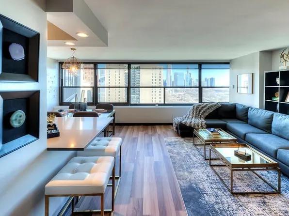 899 S Plymouth Ct, Chicago, IL 60605