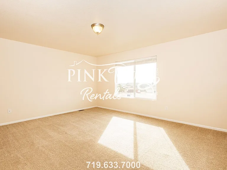 2325 Washo Cir — Photo 19