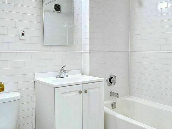 5th image of 108 E 96th St APT 8G