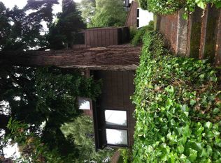 6837 19th Ave NE, Seattle, WA 98115