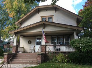 1802 Hamilton St, Manitowoc, WI 54220