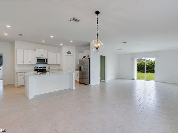 3rd image of 4057 San Clemente Ct