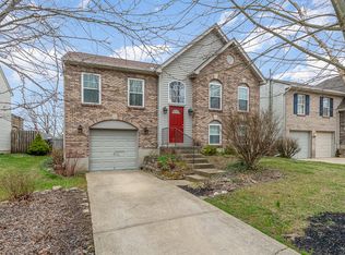 1003 Shadowridge Dr, Elsmere, KY 41018