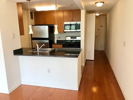 Rented by MG Realty NYC | media 18
