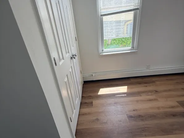 72 W 22nd St #1, Bayonne, NJ 07002